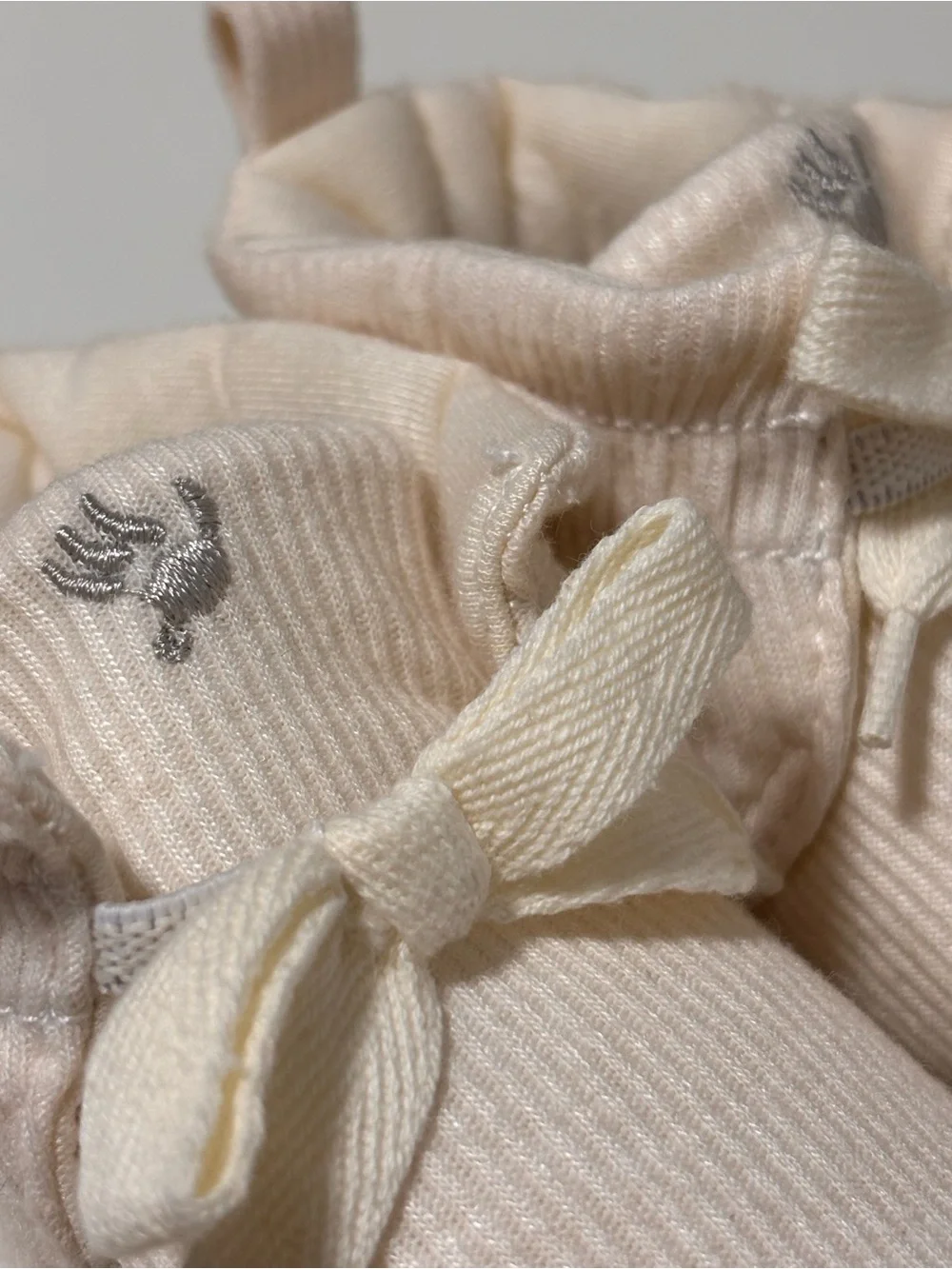 Baby Cream Knit Booties with Bows – Worn Once